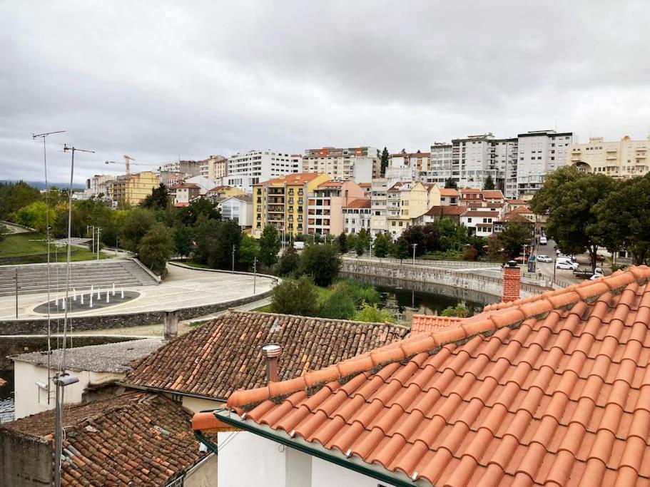 Casa Do Largo Apartment Braganca Ngoại thất bức ảnh
